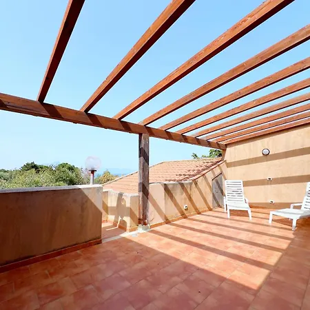 Holiday home Casa Margherita - Con Accesso Privato Al Mare